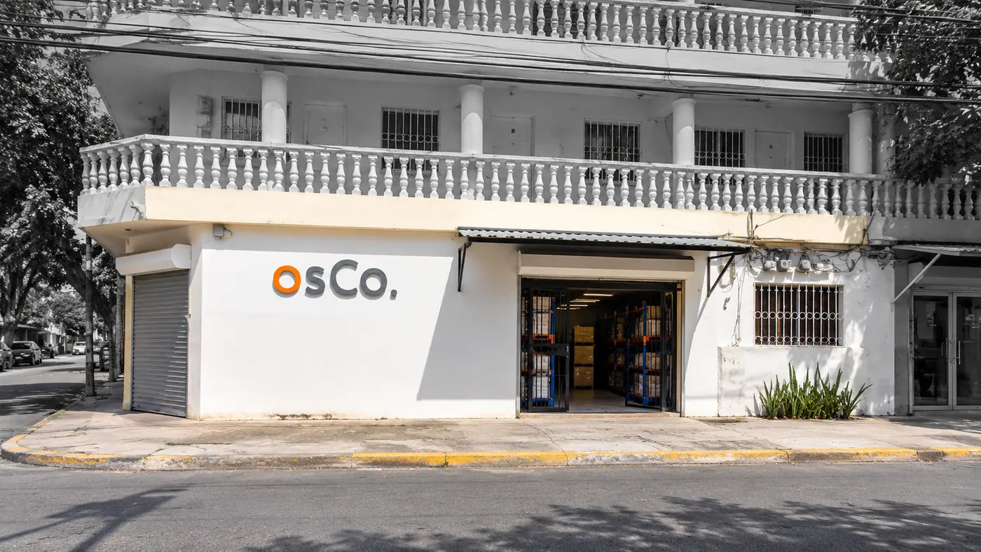 Fachada del almacén Osco Alma Rosa