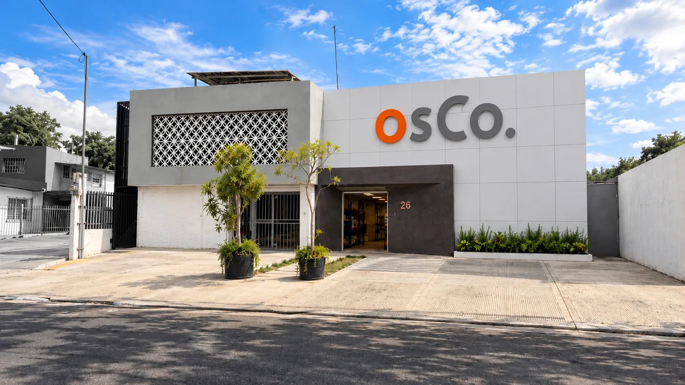 Fachada del almacén Osco Los Prados